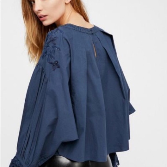 Free People Tops - Free People Embroidered Wishing Well Top IQ20☮️